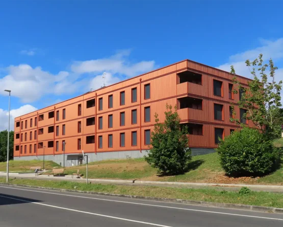 Edificio de vivienda protegida industrializada